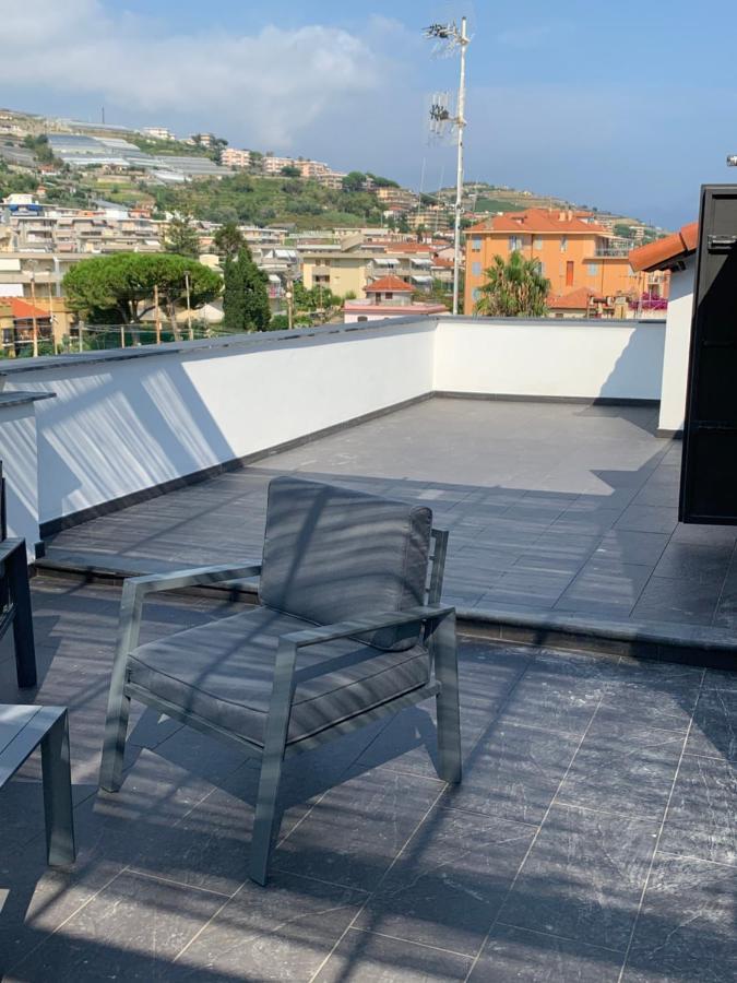 Casa Del Poeta Apartment Riva Ligure Exterior photo