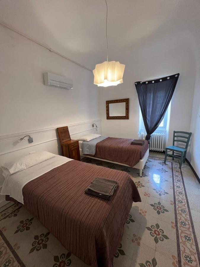 Casa Del Poeta Apartment Riva Ligure Exterior photo